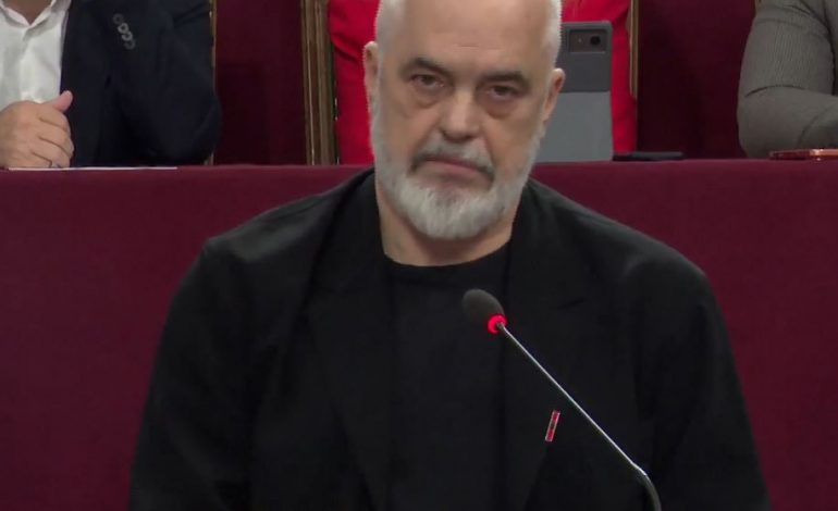 PROTESTA NË ZVËRNEC/ Rama: Kam mëndur edhe të largohem në katund dhe t’ju kërkoj ndjesë