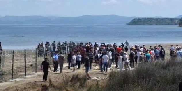 DHUNOI PROTESTUESIN NË ZVËRNEC/ Gjykata e Vlorës lë në burg rojën private
