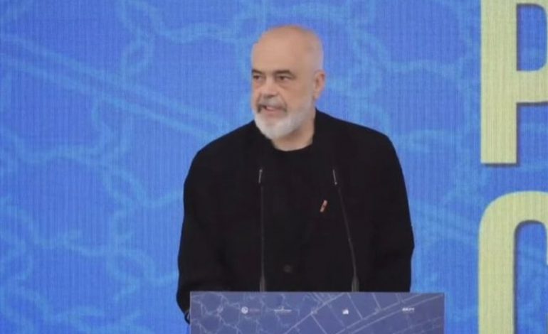 PALLATI I KONGRESEVE DREJT TRANSFORMIMIT/ Rama: Ka probleme serioze, por duhet ruajtur identiteti