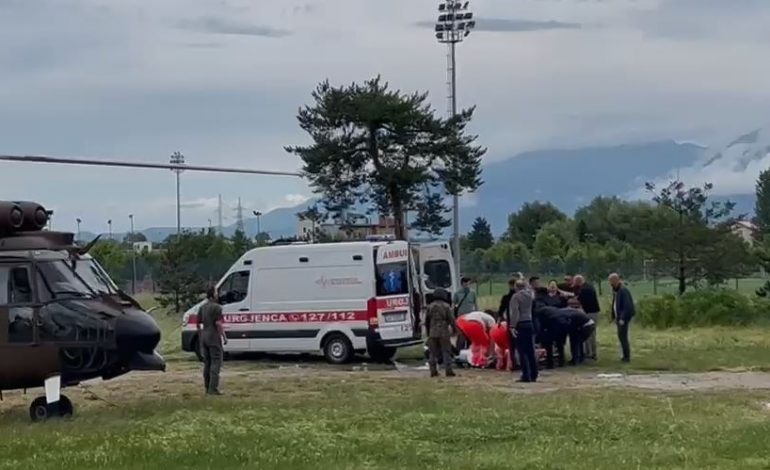 U PLAGOS GJATË OPERACIONIT/ Momenti ku efektivi i plagosur transportohet me helikopter drejt Traumës
