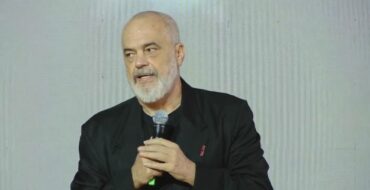 QYTETARËT I KËRKOJNE DORËHEQJEN/ Rama mesazh për Zvërnecin: Ruajtja e natyrës s’do të thotë ndalim i zhvillimit