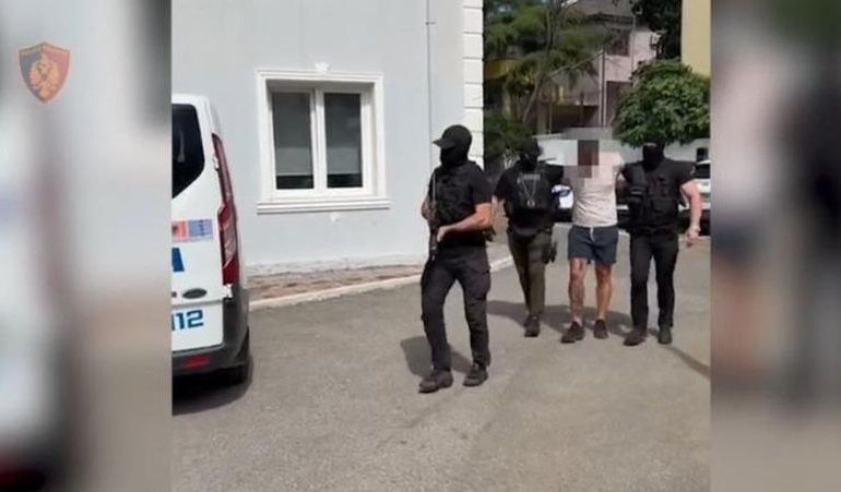 I KËRKUAR NGA SPANJA PËR TENTATIVË VRASJE/ Arrestohet në Shëngjin 22-vjeçari