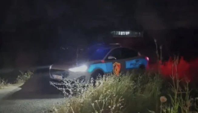 INCIDENT NË ZONËN E MALIQIT/ Rrëzohet aksidentalisht nga shkëmbi një person