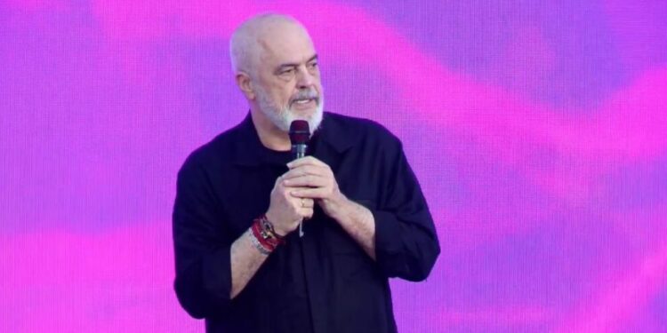 “VENDI I SHQIPONJAVE NUK KA KOHË PËR TË HUMBUR”/ Rama ndan mesazhin e qytetarit lidhur me protestat