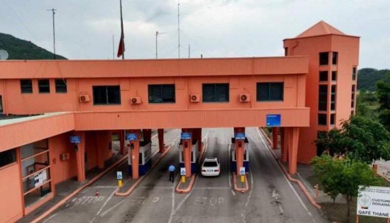 NËNSHKRUHET MARRËVESHJA/ Shqipëria dhe Maqedonia e Veriut me një pikë kontrolli në kufi