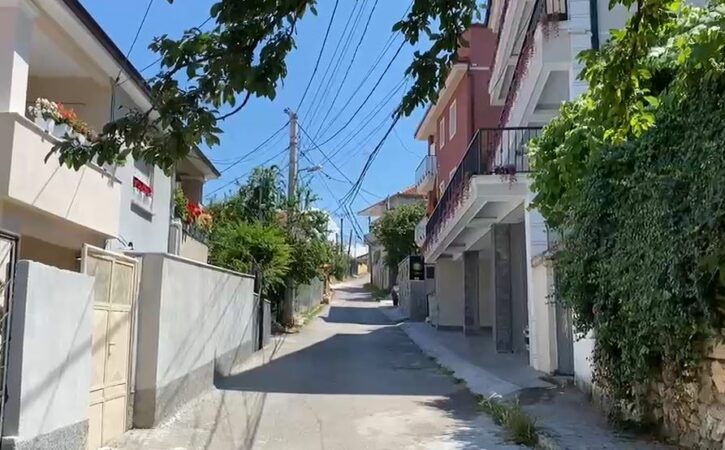 ZBARDHEN DETAJE/ Si e plagosi 30-vjeçari gruan me thikë? E qëlloi në krah dhe bark…