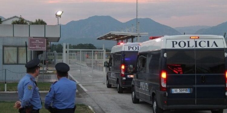EKSTRADOHET NË ITALI JULJAN KOLLÇAKU/ I akuzuar për “organizatë kriminale” dhe “trafik narkotikësh”