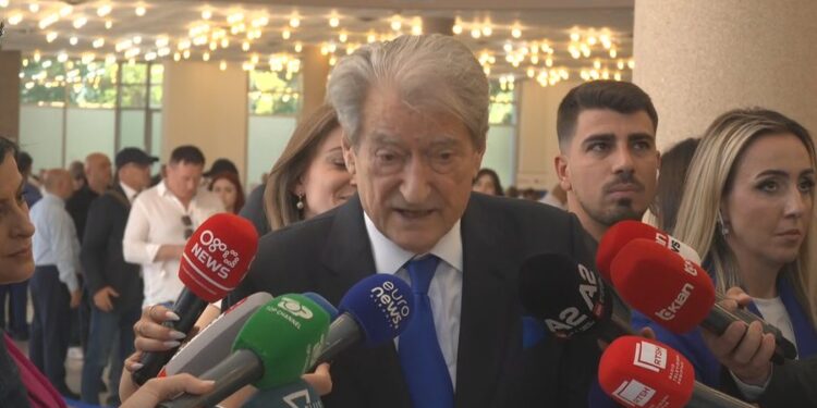 “TË SHKRIHET KUVENDI”/ Berisha: Ky është i vetmi vendim i drejtë që Parlamenti mund të marrë sot