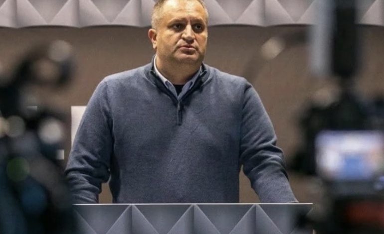 NUK JUSTIFIKOI 172 MILIONË EURO/ 2 vjet burg dhe 5 mijë euro gjobë për Shpend Ahmetin