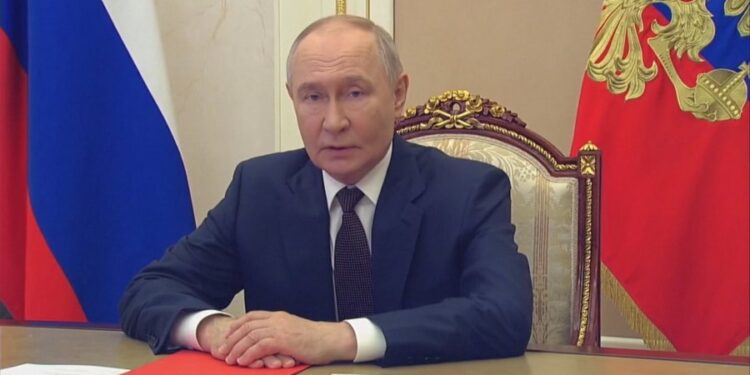 PUTIN SHTRËNGON KUFIJTË/ Rusia mbyll kalimet kryesore me Bashkimin Europian