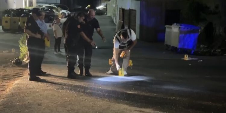 TRONDITET VLORA/ Vritet në rrugë pas mesnate një 50-vjeçar