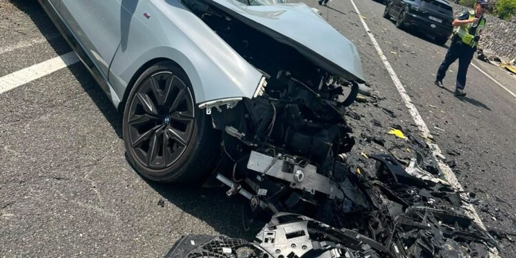 E RËNDË NË RRUGËN E KOMBIT/ Makina nga Kosova përplaset me kamionin, 4 të plagosur