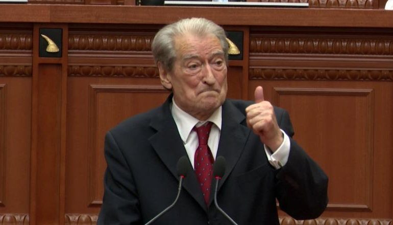 KUVEND/ Berisha: Rama u tërhoq nga Reforma territoriale, po vijon axhendën për shpopullimin e vendit