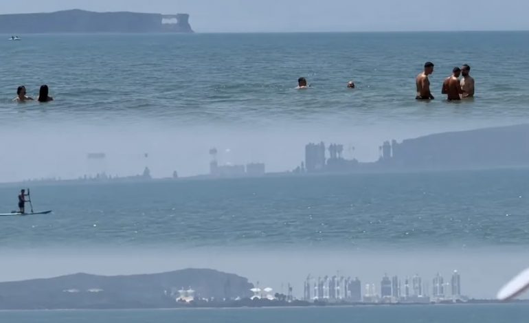 FENOMENI I ÇUDITSHËM NË GJIRIN E LALËZIT/ Një qytet shfaqet në horizont, pamjet bëhen virale