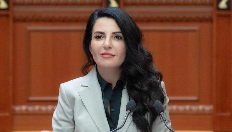 ZGJATEN ME TRE MUAJ HETIMET PËR DOSJEN “BALLUKU”/ BKH kontrolle në 4 banesa e zyra në Tiranë e Durrës