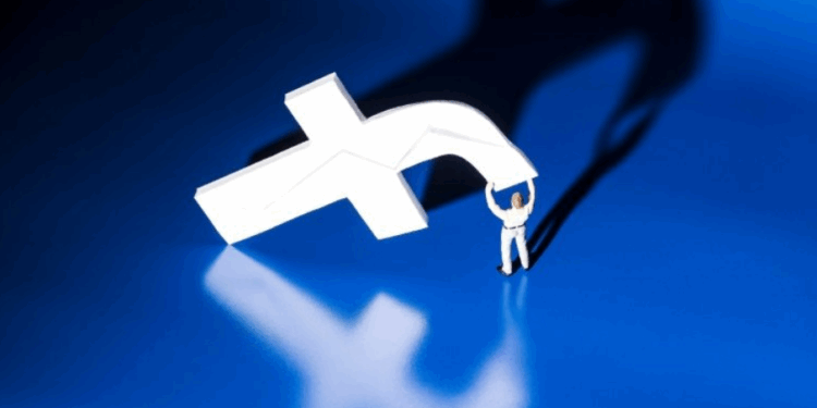 ÇFARË PO NDODH? Facebook dhe Instagram bien në mbarë botën