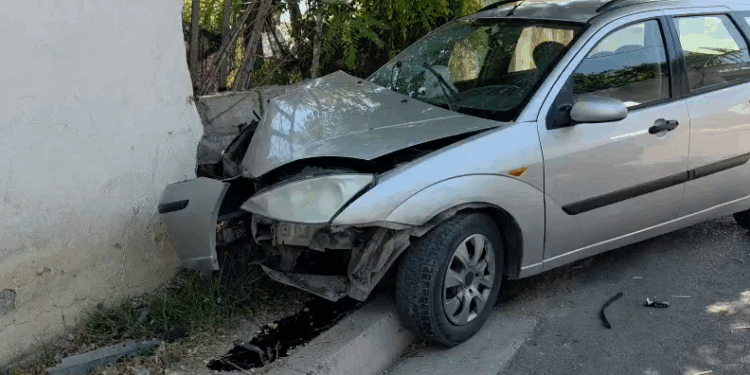 AKSIDENT NË UNAZËN E FIERIT/ Plagoset një i mitur, dërgohet me urgjencë në spital