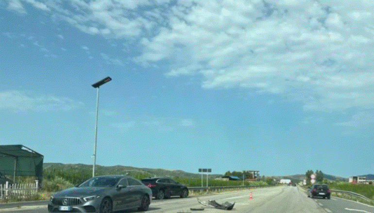 AKSIDENT I TREFISHTË NË PEQIN-ELBASAN/ Lëndohen dy persona, detajet e para