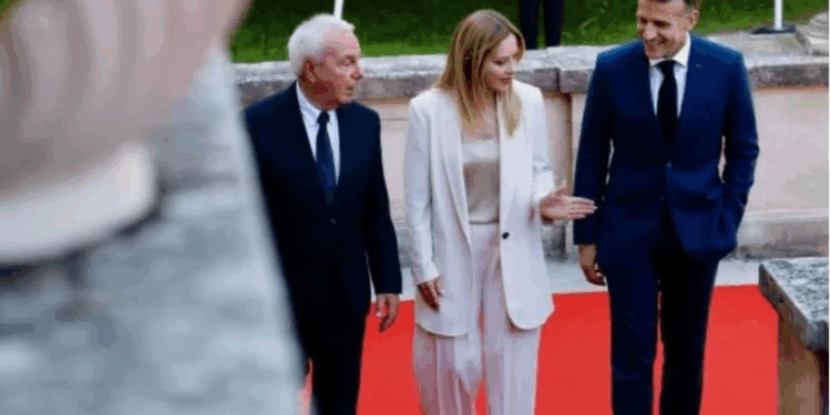 “PËRÇARJE” NË BE? Italia dhe Franca bllokojnë sanksionet e reja ndaj Rusisë
