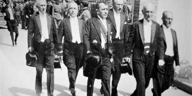 DOSSIER/ Taksa e rrugës që rrëzoi qeverinë më 1936-ën: Kryeministri Mehdi Frashëri dha dorëheqjen, pasi nuk mori votëbesimin në Parlament…
