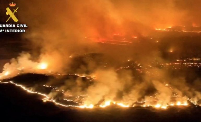 ZJARRËT PËRFSHIJNË SPANJËN/ Mbi 380 mijë hektarë të djegur pranë Madridit dhe Zaragozës