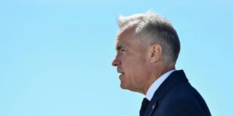 SHBA-KANADA/ Lufta tregtare përshkallëzohet, Carney sfidon Trumpin me kundërtarifa