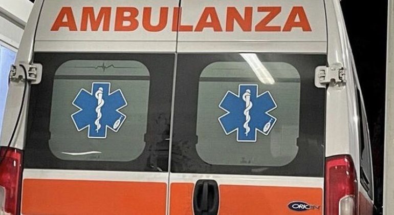 TRAGJEDI NË ITALI/ Gjenden të pajetë në dhomën e gjumit babai, nëna dhe vajza 5 vjeçe. Dyshimet e para