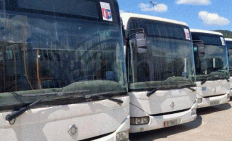 KRIZË NË TRANSPORTIN PUBLIK/ Operatorët kërkojnë zgjatjen e kompensimit të karburantit deri në gusht 2026