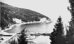 DOSSIER/ Dokumentet sekrete të CIA-s, për praninë ruse në Shqipëri në ’61-in: Sovjetikët kanë vendosur katër baza detare; një në kepin Linguetta, në veri-perëndim të gjirit të Vlorës...