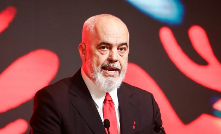 “DJEGIA E TESERAVE TË PS AKT I TURPSHËM”/ Rama reagon për kundërshtitë ndaj Reformës Territoriale: disa deputetë tanët bënë “tribunin e vegjëlisë”