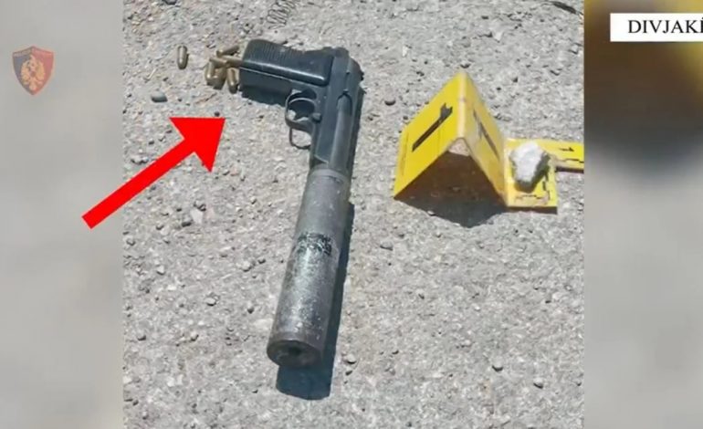 PARANDALOHET NGJARJA KRIMINALE NË DIVJAKË/ I riu kthehet në lokal pas sherrit me armë me silenciator për të vrarë 51-vjeçarin