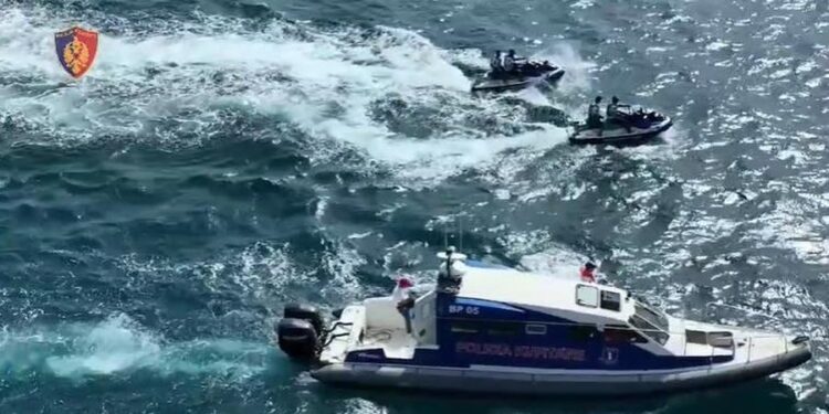 RREZIKUAN PUSHUESIT NË DET/ Policia ka gjobitur 278 shkelës! Drejtuesit me ‘Jet Ski’ u ndëshkuan me 100-500 mijë lekë