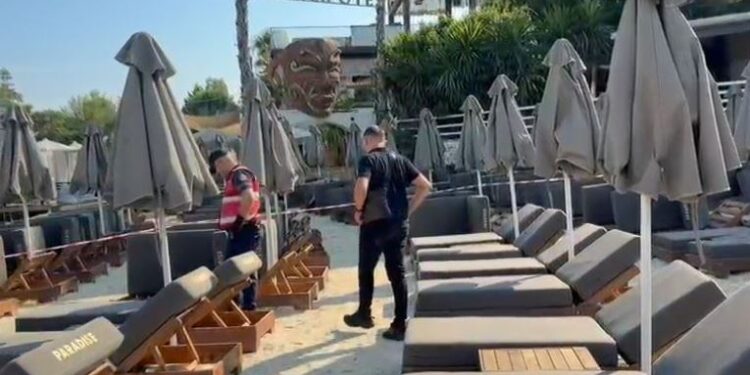 TË TJERA DETAJE NGA NGJARJA NË KSAMIL/ 20-vjeçari u qëllua disa herë me thikë në shpinë e kraharor, zbardhet shkaku i konfliktit me kuksianin