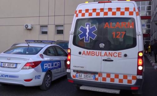 TRAGJIKE NË FARKË/ Makina shtyp për vdekje vajzën 2-vjeçare! Policia ndalon shoferin, po ecte mbrapsht në momentin fatal