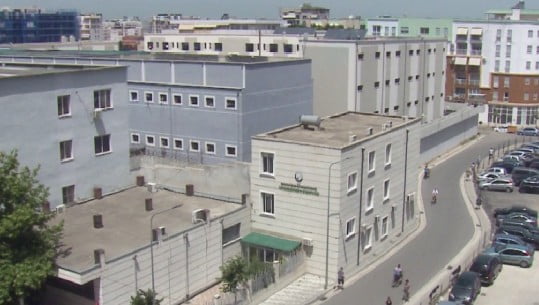 GJENDET KOKAINË NË BURGUN 313/ Ishte fshehur në ushqime