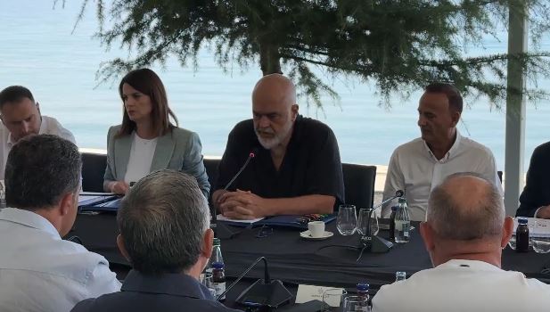 MBLEDHJA E PS NË POGRADEC/ Zbardhen diskutimet dhe porositë e Ramës
