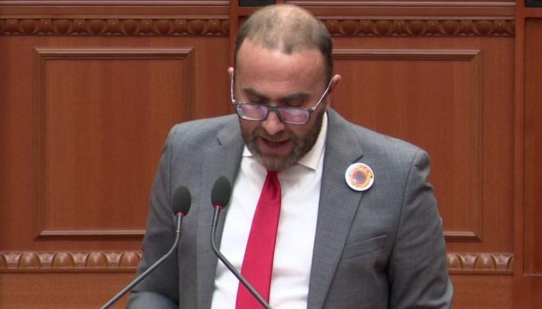 PAGAT E MAGJISTRATËVE/ Bardhi: Drafti i PS, “puç kushtetues”! Shkel vendimin e Kushtetueses, vota jonë kundër