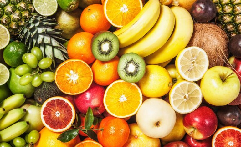 VËMENDJE! Njihuni me disa fruta që ndihmojnë në sistemin tuaj imunitar!