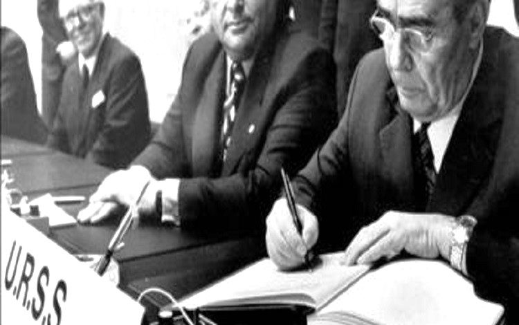 DOSSIER/ Dokumentet sekrete të CIA-s: Një ish-i burgosur rrëfen tmerrin e kampit të Vloçishtit: Mbi 130 të vdekur në vitin 1948, komandant ishte Tasi Marko…