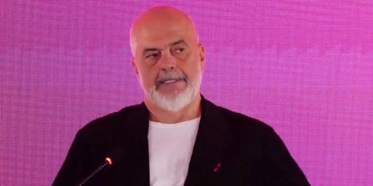 “S’ËSHTË VETËM PROBLEM SHQIPTAR”/ Rama prezanton 6 pikat e Programit Kombëtar të Strehimit: Banesa sociale edhe nga konfiskimet, mbështetje familjeve të reja