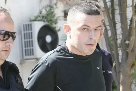 DOLI NGA BURGU PA LEJE/ Dalin detaje dhe pamje nga ngjarja ku u përfshi Alket Rizai