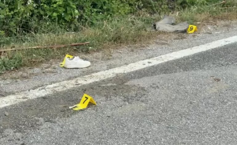 AKSIDENT TRAGJIK NË PEQIN/ Makina përplas të moshuarin me biçikletë, ndërron jetë 70-vjeçari