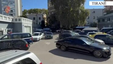 DETAJE NGA ARRESTIMI ME 100 MIJË EURO/ Paratë iu kërkuan Armand Dukës, mashtruesit u prezantuan në Signal si Taulant Balla