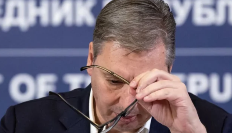 SONDAZHET NË SERBI/ Partia e protestave kryeson për fitoren e zgjedhjeve, Vuçiç rrezikon daljen nga politika