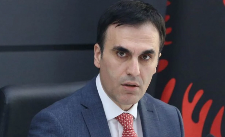 DEBATI PËR PAGAT E MAGJISTRATËVE/ Olsian Çela thërret mbledhje urgjente, zbardhen detajet