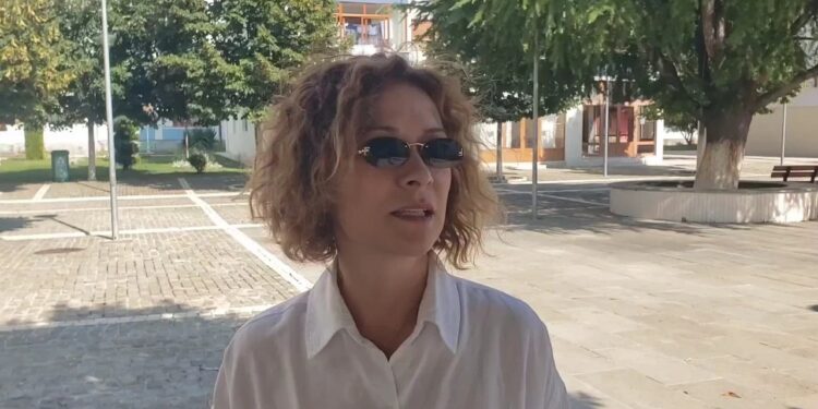 DEBATE NË TAKIMIN E RAMËS NË BERAT/ Egla Ceno tregon përplasjen: Më tha të dilja jashtë!