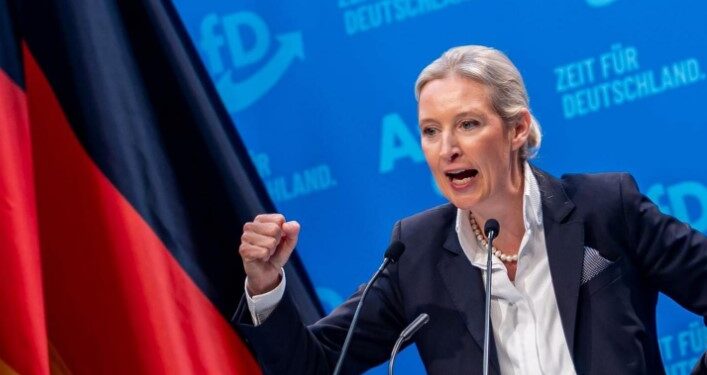 KËRCËNON liderja e AfD  Gjermania duhet të kufizojë pagesat ndaj BE së  i duam paratë tona mbrapsht 