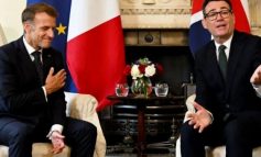 BURHAM DHE MACRON TAKOHEN "DOWNING STREET"/ Bien dakord të shtojnë masat kundër emigracionit ilegal midis Francës dhe Anglisë
