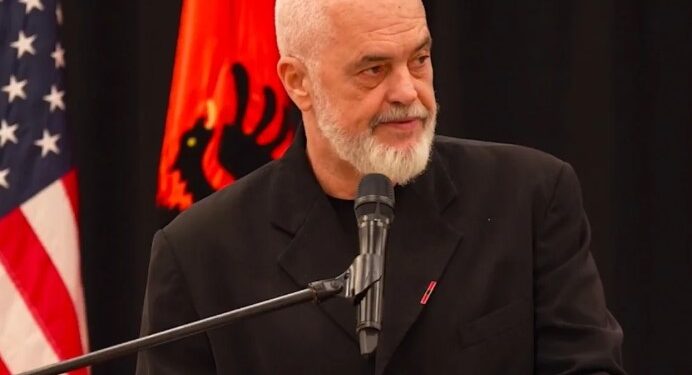 “E KTHYEN SHQIPËRINË NË ARENË…”/ Takimi me shqiptarët në Miçigan, Rama: Flamingo doli nga laguna…