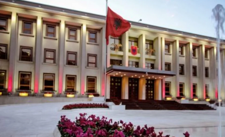 ARRESTIMI I VLORA HYSENIT/ Presidenti Begaj pritet të mbledhë Këshillin e Sigurimit Kombëtar javën e ardhshme